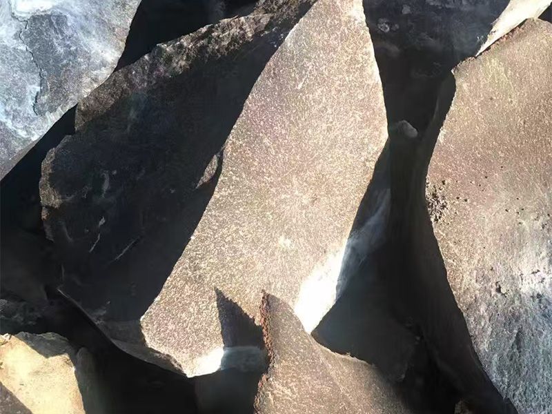 棕刚玉